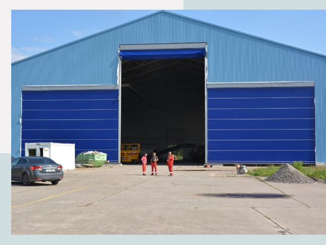 Ангарные ворота в Армавир от СтальСтрой-Рмв по цене 608 руб.